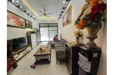LIỀN KỀ VĂN QUÁN GẦN TRƯỜNG NGUYỄN DU 90M 4T 10 TỶ